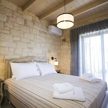 Sirocos Apartment Stalos